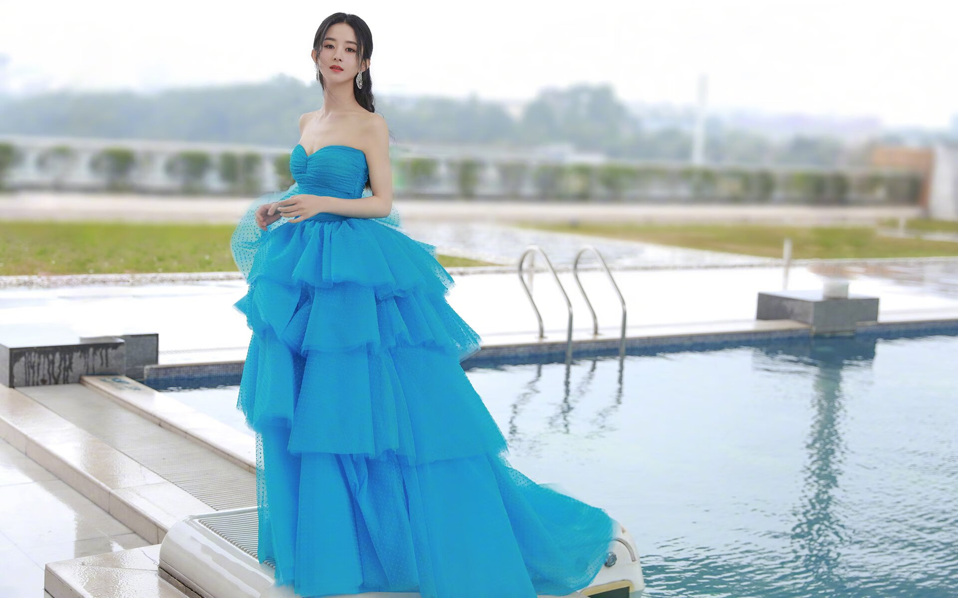 中超联赛中国足球战胜 球员拼劲十足,中国足协 中超