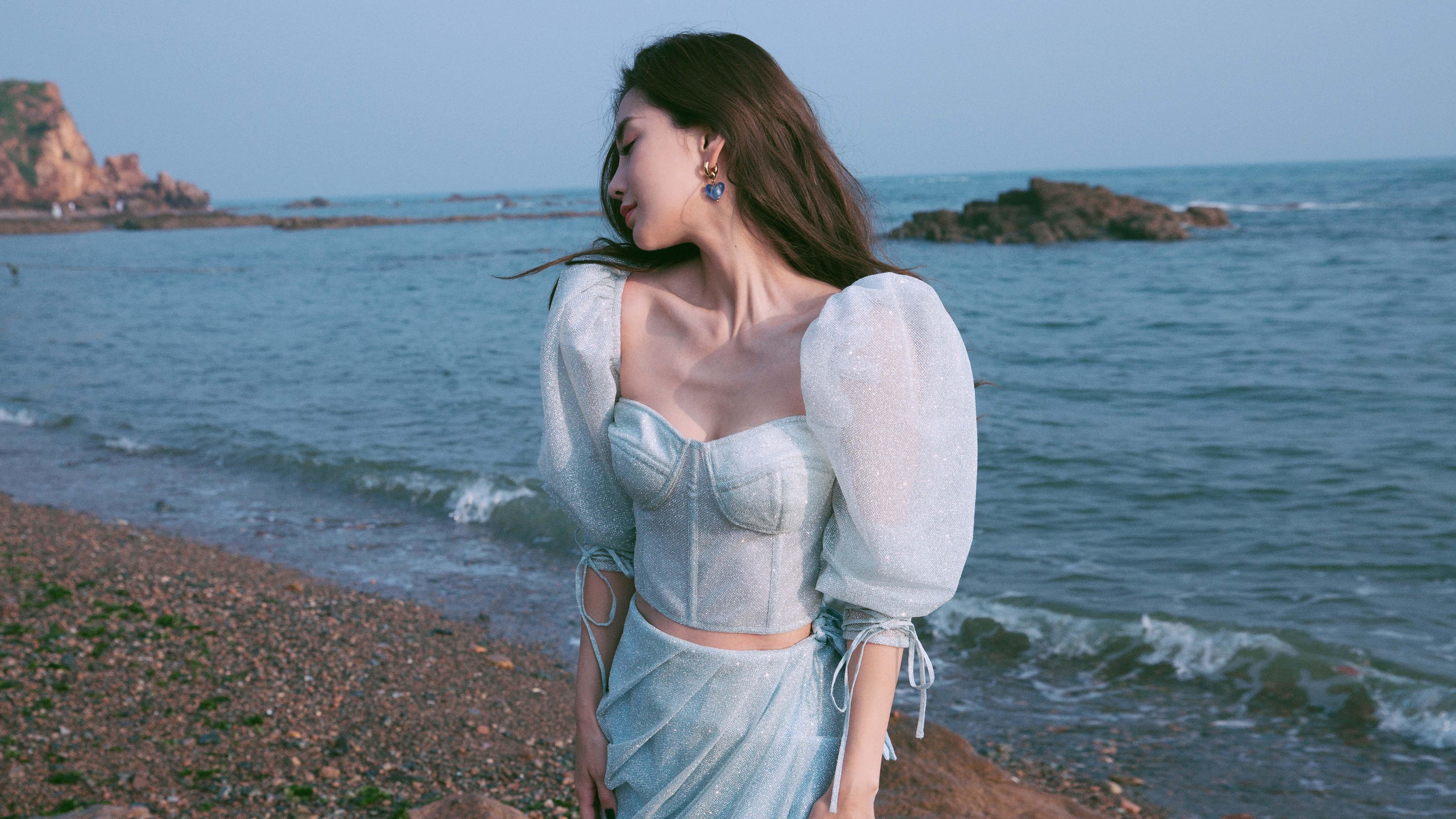 卡特的精准罚球成为全黑队拿下关键比赛的利器，卡特进攻集锦